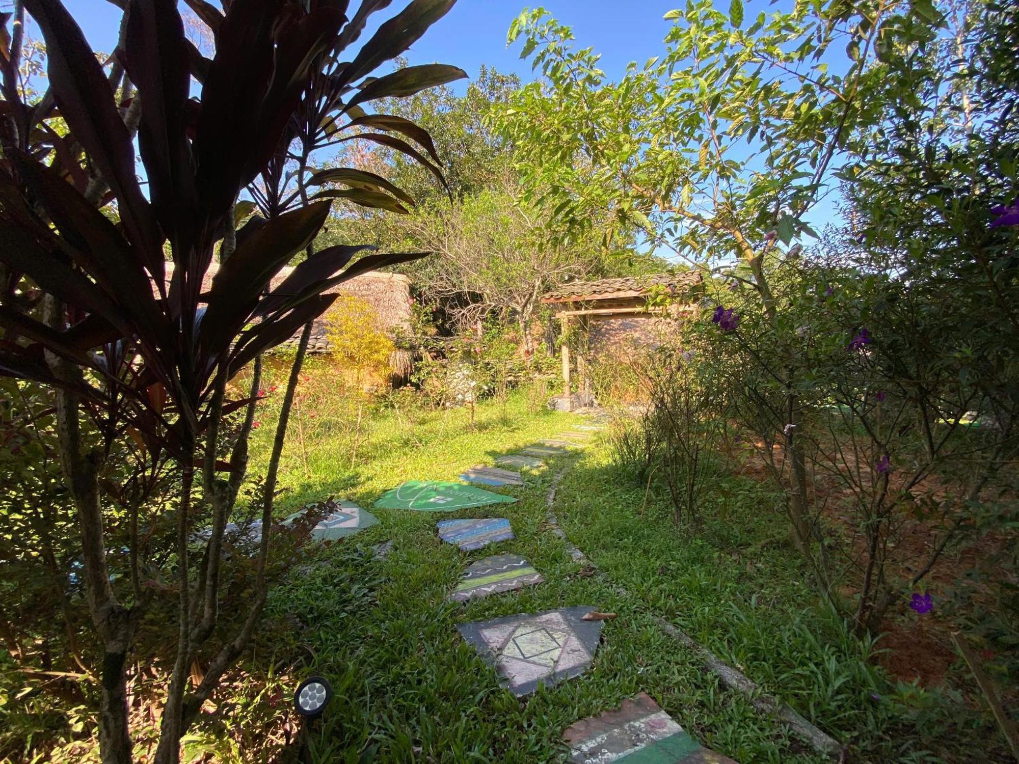 Ha Giang Xanh Retreat - Trekking, Tour, Motorbike Rental Εξωτερικό φωτογραφία